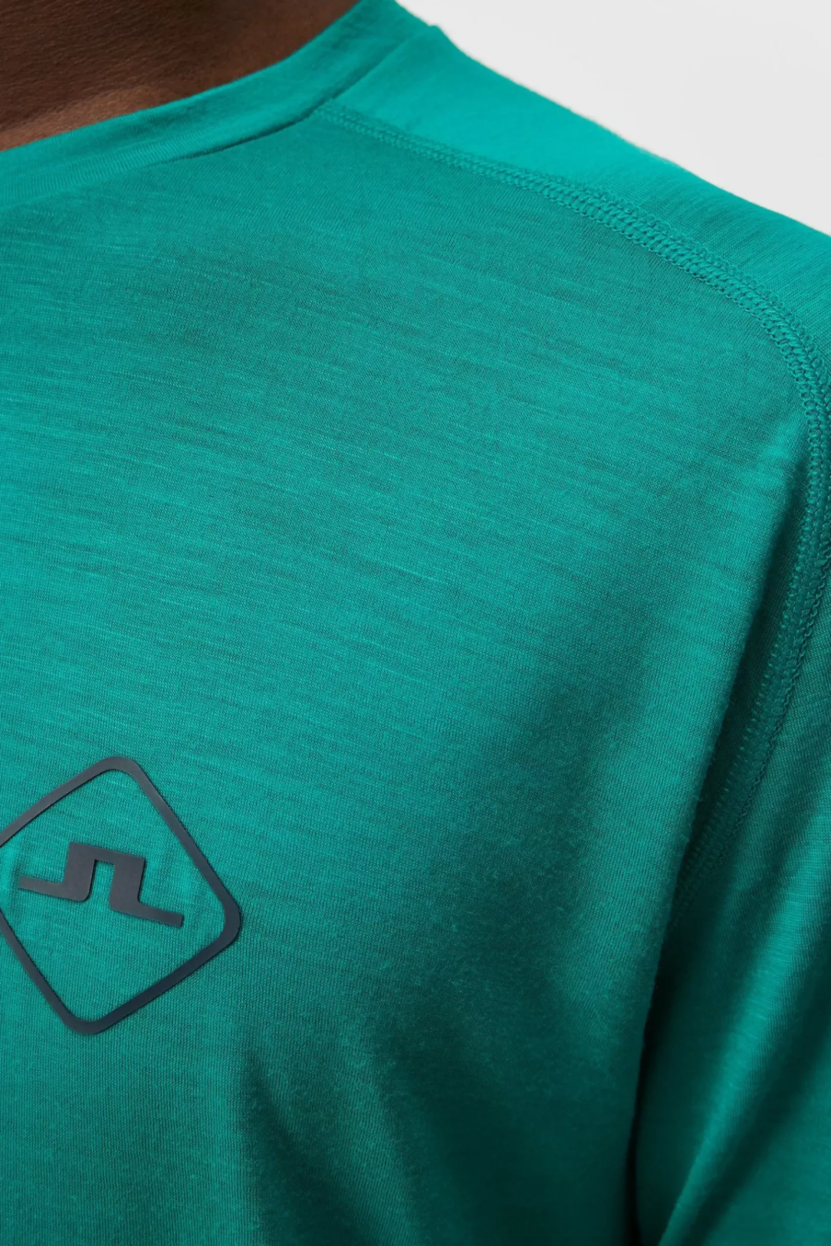 Base og mellomlag|J.Lindeberg Base og mellomlag Shaun Wool Long Sleeve Tee